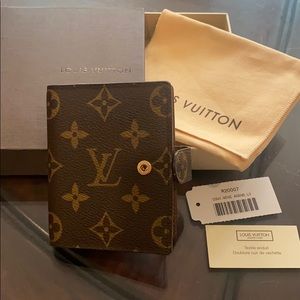 Authentic Louis Vuitton Mini Agenda Wallet